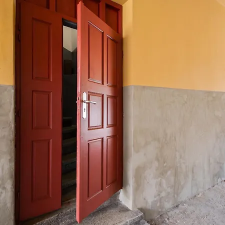 100m2 Jasna Gora Апартаменты *